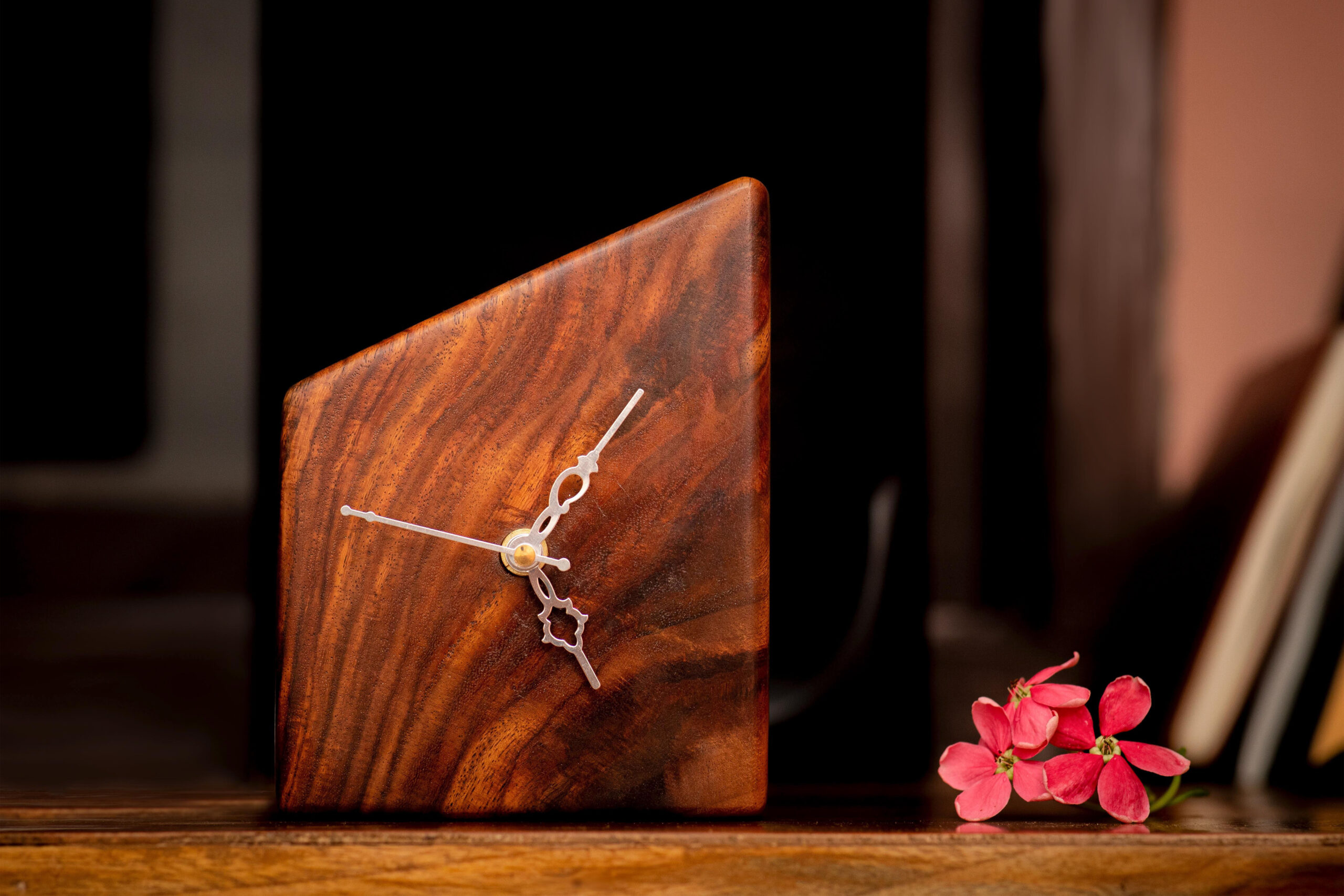 Wooden Table Clock - Kaathkala